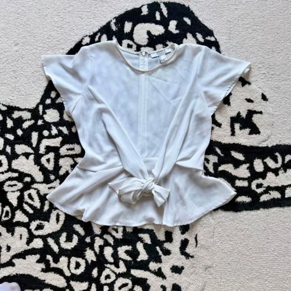 Forever 21 Contemporary White Tie Overlay Peplum Blouse Size Small